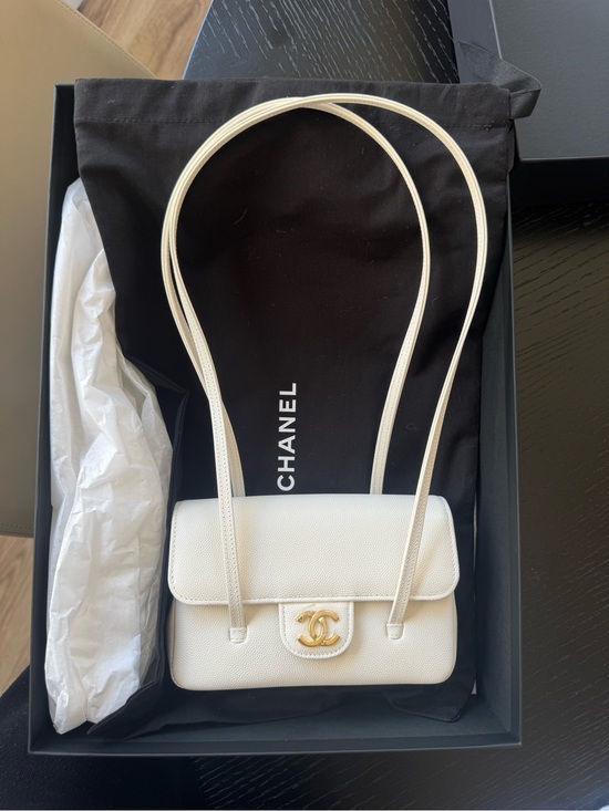 CHANEL Handbags - CHANEL Ivory Caviar Mini Preppy Covo Shoulder Bag with Gold CC